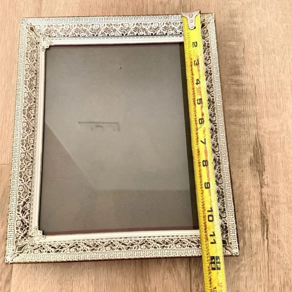 VTG MCM‎ Filigree Ornate White Silver Tone Metal Brass Picture Photo Frame 7”X8”